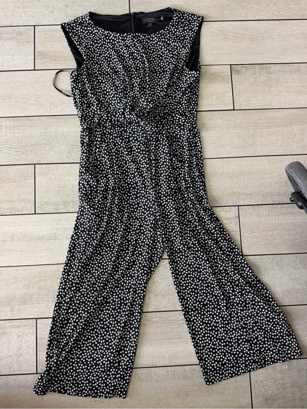 Tahari Black and White Polka-Dot Cap-Sleeve Wide-Leg Jumpsuit